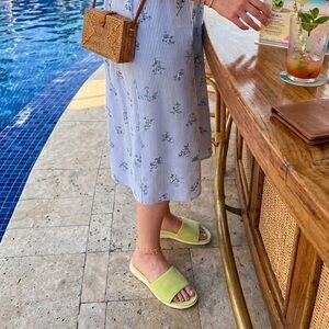 Vionic Lime Green Slide Sandals Slip-On Sandal Sz 7